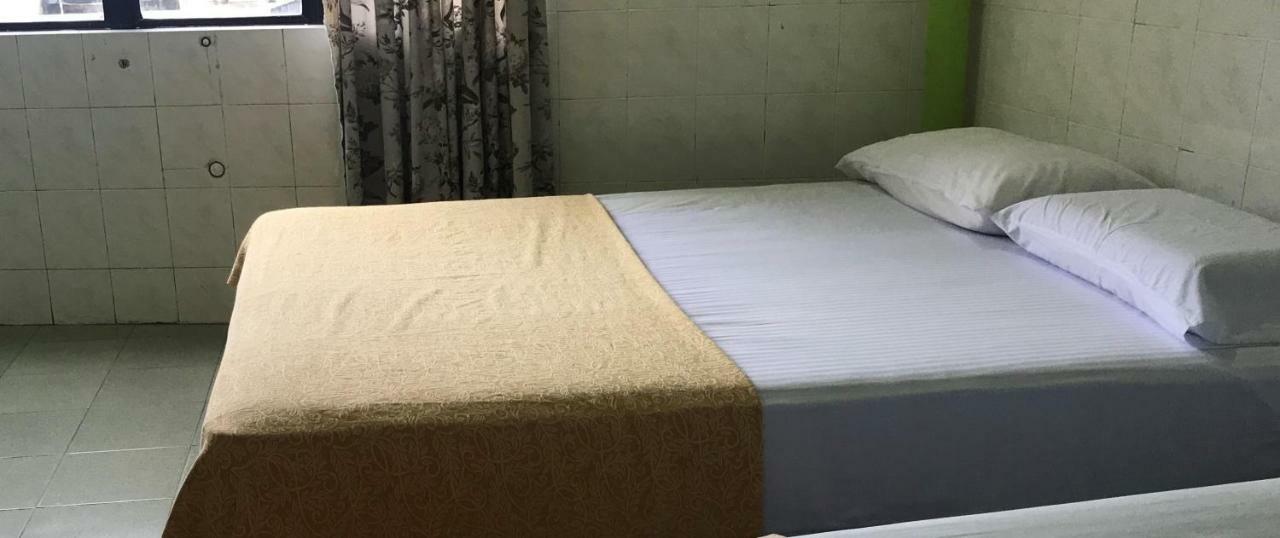 Hotel Cahaya Tanjong Malim Bagian luar foto