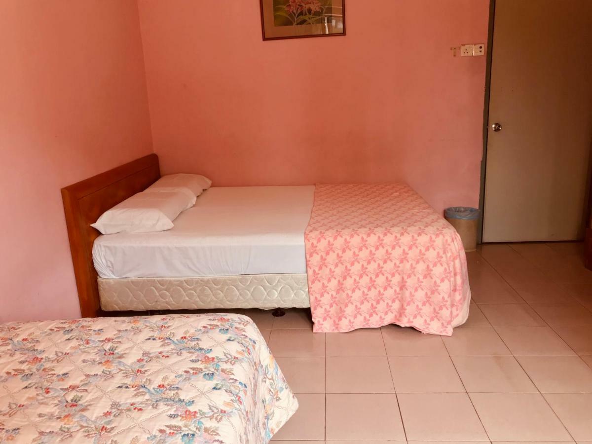 Hotel Cahaya Tanjong Malim Bagian luar foto