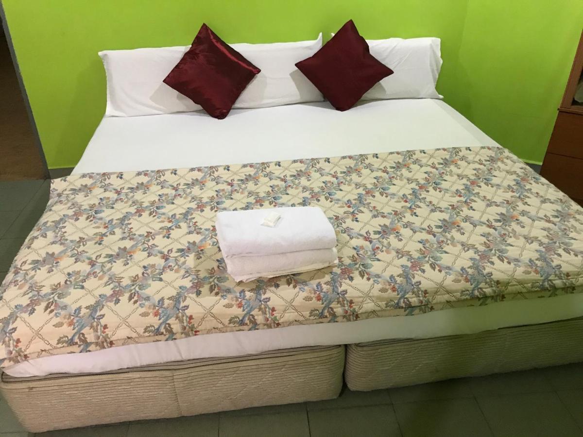 Hotel Cahaya Tanjong Malim Bagian luar foto