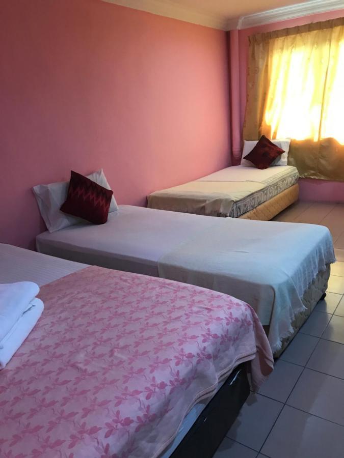 Hotel Cahaya Tanjong Malim Bagian luar foto