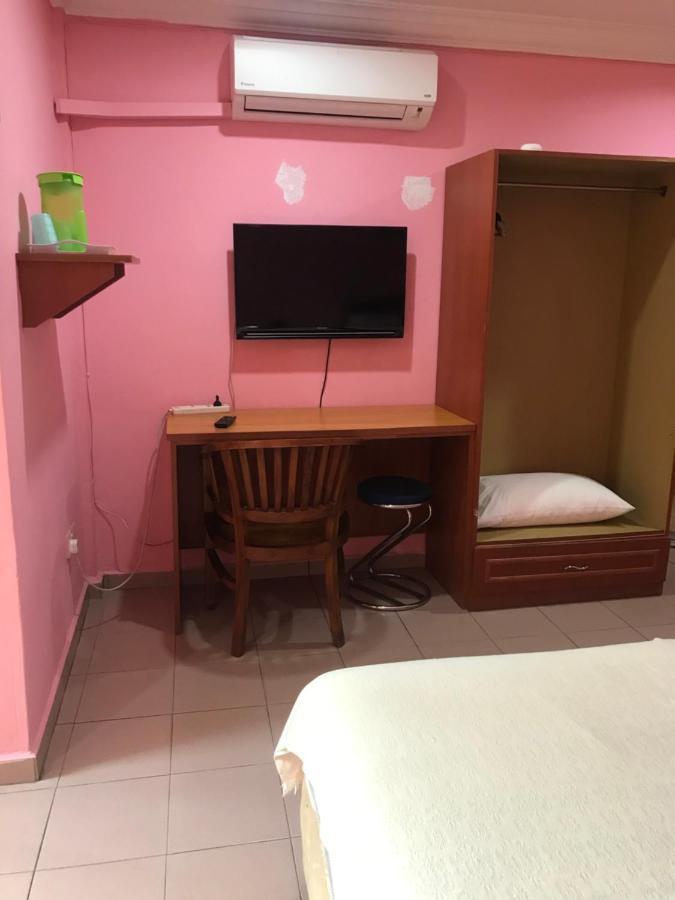 Hotel Cahaya Tanjong Malim Bagian luar foto